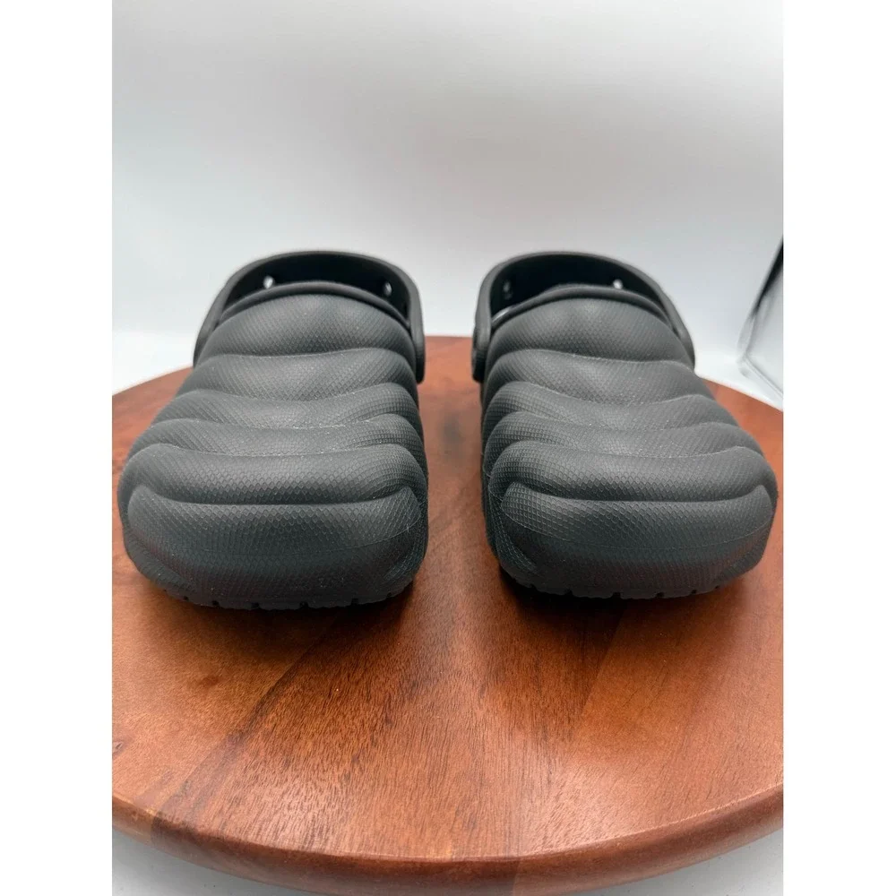 Crocs Classic Lined Overpuff Clog Black Fleece Lined Slip On M7/W9 Cozy Comfort‎